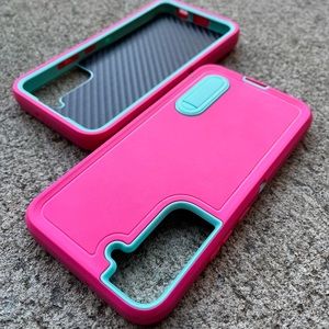 Brand new Samsung GalaxyS22 PLUS tough military-graded armor shock defender case